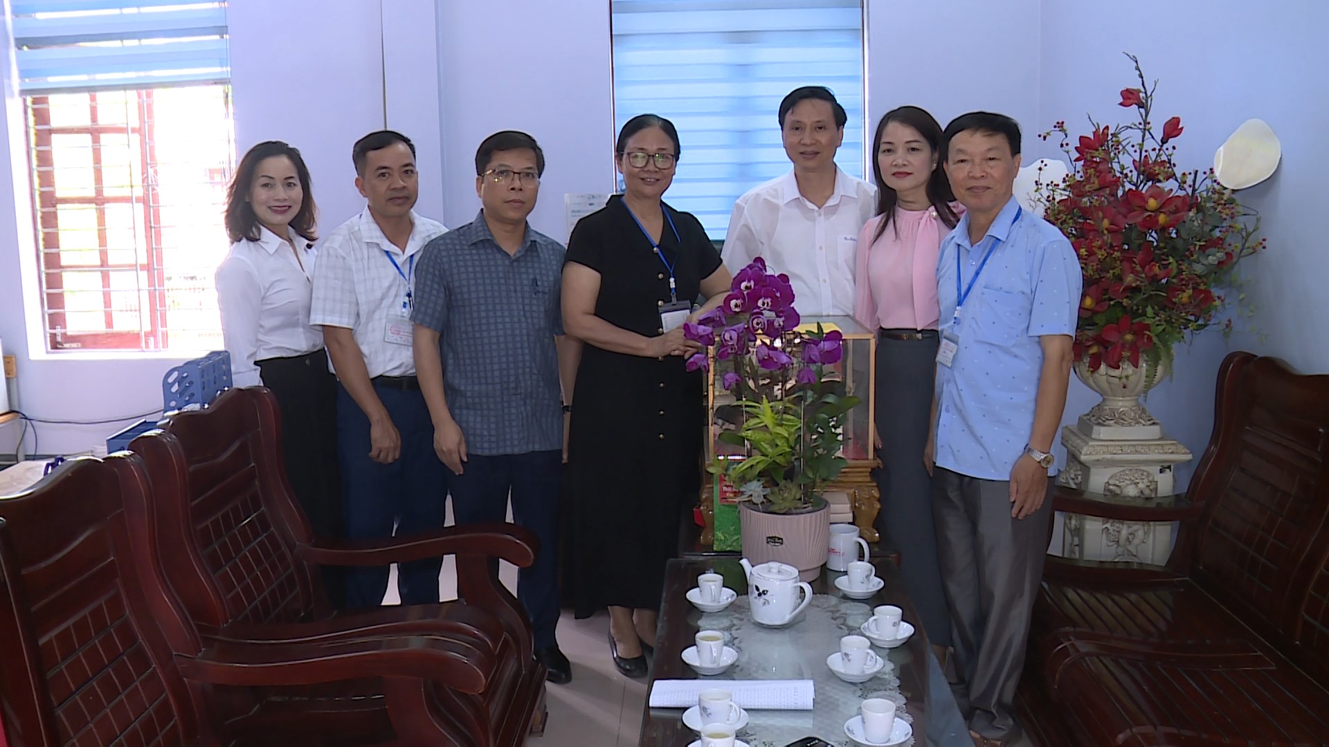 Anh-tin-bai